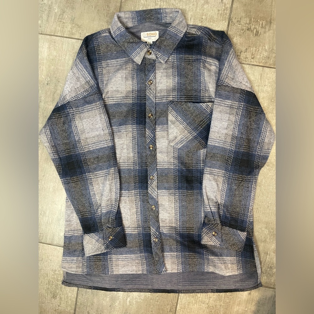 Women’s Blue Plaid Shirt